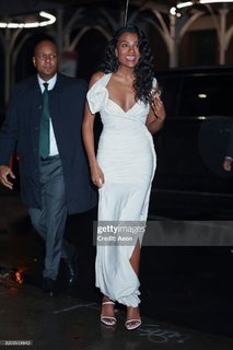 Simone Ashley feet photo thumbnail