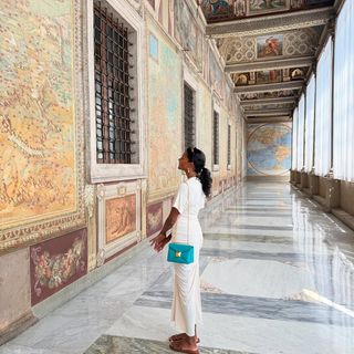 Simone Ashley feet photo thumbnail