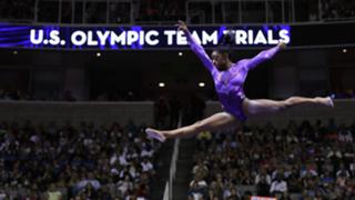 Simone Biles feet photo thumbnail