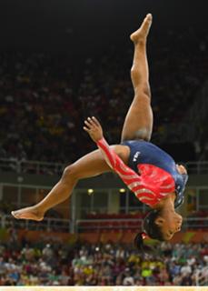 Simone Biles feet photo thumbnail