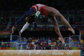 Simone Biles feet photo thumbnail