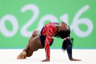 Simone Biles feet photo thumbnail