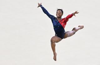 Simone Biles feet photo thumbnail