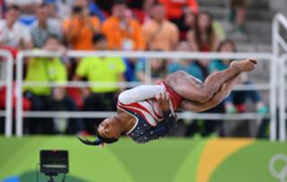 Simone Biles feet photo thumbnail