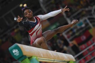 Simone Biles feet photo thumbnail