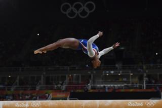 Simone Biles feet photo thumbnail