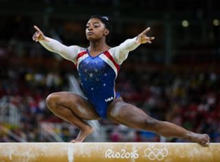 Simone Biles feet photo thumbnail
