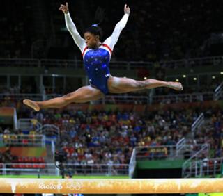 Simone Biles feet photo thumbnail