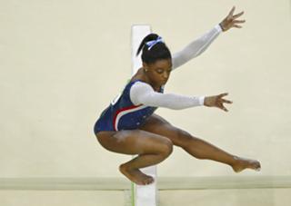 Simone Biles feet photo thumbnail
