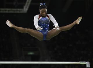Simone Biles feet photo thumbnail