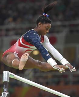 Simone Biles feet photo thumbnail