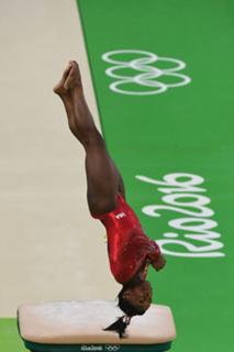 Simone Biles feet photo thumbnail