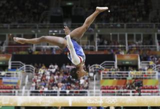 Simone Biles feet photo thumbnail