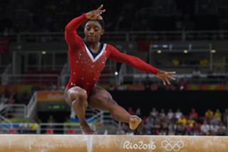 Simone Biles feet photo thumbnail