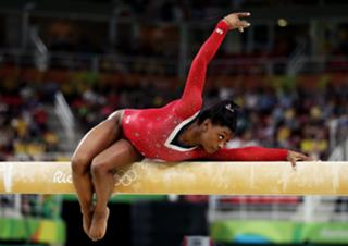 Simone Biles feet photo thumbnail