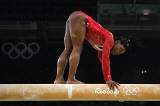Simone Biles feet photo thumbnail