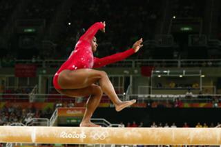 Simone Biles feet photo thumbnail