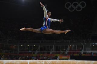 Simone Biles feet photo thumbnail