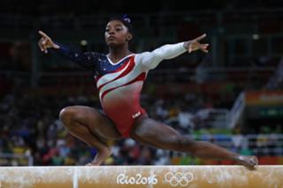 Simone Biles feet photo thumbnail