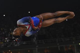 Simone Biles feet photo thumbnail