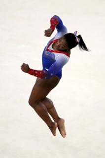 Simone Biles feet photo thumbnail