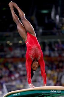 Simone Biles feet photo thumbnail