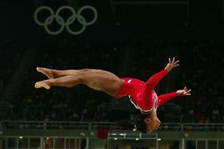Simone Biles feet photo thumbnail