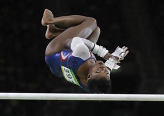 Simone Biles feet photo thumbnail