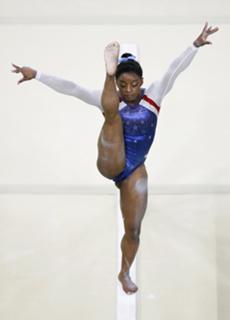 Simone Biles feet photo thumbnail