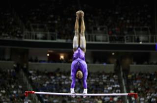 Simone Biles feet photo thumbnail
