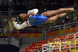 Simone Biles feet photo thumbnail