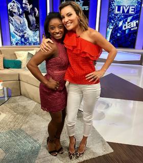 Simone Biles feet photo thumbnail