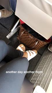 Simone Biles feet photo thumbnail