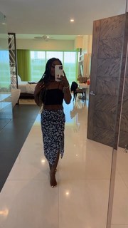Simone Biles feet photo thumbnail