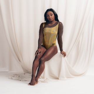 Simone Biles feet photo thumbnail