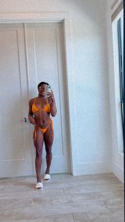 Simone Biles feet photo thumbnail