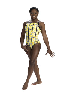 Simone Biles feet photo thumbnail