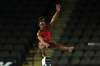 Simone Biles feet photo thumbnail