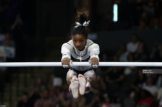 Simone Biles feet photo thumbnail