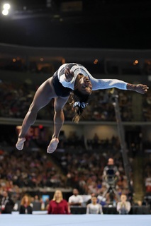 Simone Biles feet photo thumbnail