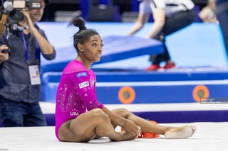 Simone Biles feet photo thumbnail