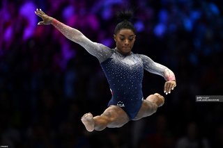 Simone Biles feet photo thumbnail