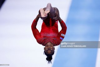 Simone Biles feet photo thumbnail