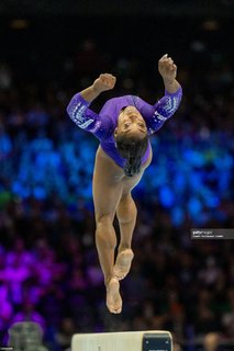 Simone Biles feet photo thumbnail