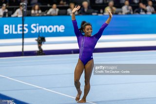 Simone Biles feet photo thumbnail