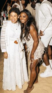 Simone Biles feet photo thumbnail