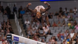 Simone Biles feet photo thumbnail