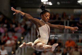 Simone Biles feet photo thumbnail