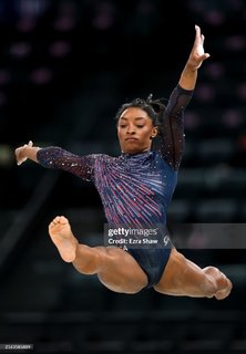 Simone Biles feet photo thumbnail