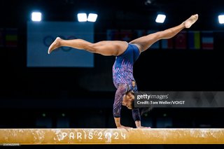 Simone Biles feet photo thumbnail